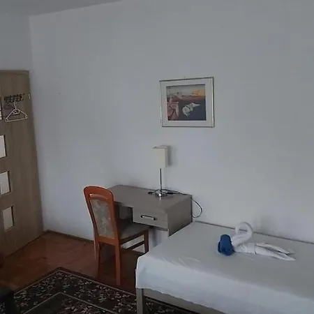 Hostel Guest house *