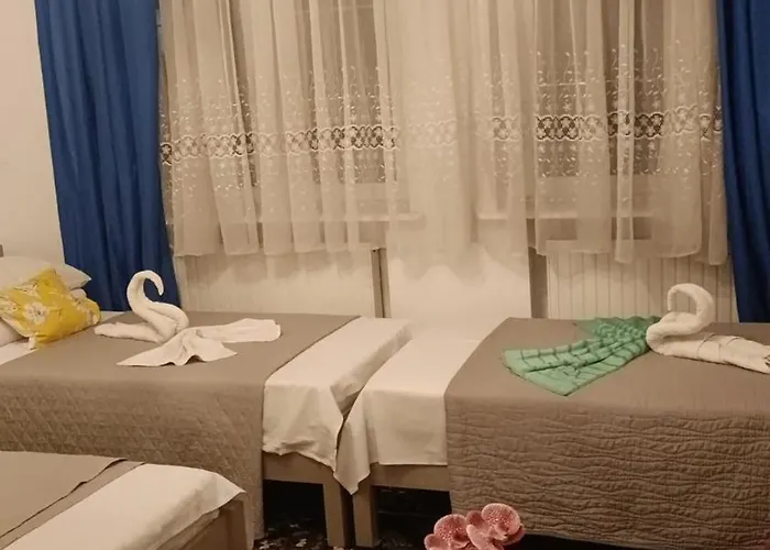 Vendégház Noclegi *