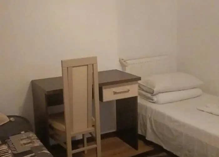 Vendégház Noclegi *